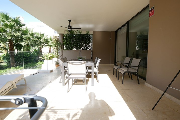 2-bedroom-la-montesa